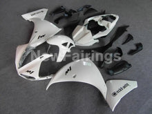 Cargar imagen en el visor de la galería, All White Factory Style - YZF-R1 09-11 Fairing Kit