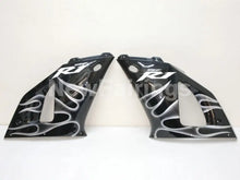 Cargar imagen en el visor de la galería, Black and Blue Flame - YZF-R1 00-01 Fairing Kit - Vehicles