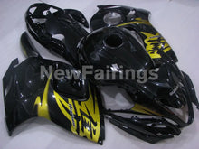Cargar imagen en el visor de la galería, Black and Golden Factory Style - GSX1300R Hayabusa 08-20