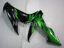 Cargar imagen en el visor de la galería, Black and Green Flame - YZF-R1 04-06 Fairing Kit - Vehicles