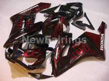 Cargar imagen en el visor de la galería, Black and Red Flame - CBR1000RR 04-05 Fairing Kit - Vehicles