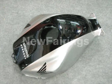Cargar imagen en el visor de la galería, Black and Silver SevenStars - CBR600RR 05-06 Fairing Kit -