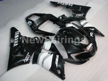 Cargar imagen en el visor de la galería, Black and White Factory Style - YZF-R1 98-99 Fairing Kit