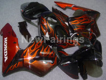 Cargar imagen en el visor de la galería, Black and Orange Flame - CBR600RR 05-06 Fairing Kit -