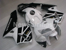 Cargar imagen en el visor de la galería, Black and White Factory Style - CBR600RR 05-06 Fairing Kit -