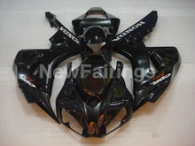 Cargar imagen en el visor de la galería, Gloss Black Factory Style - CBR1000RR 06-07 Fairing Kit -