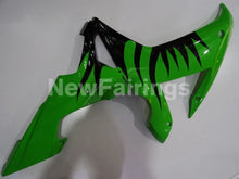 Cargar imagen en el visor de la galería, Green and Black Flame - YZF-R1 02-03 Fairing Kit - Vehicles