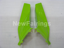 Cargar imagen en el visor de la galería, Green and Black Rossi - CBR600RR 03-04 Fairing Kit -