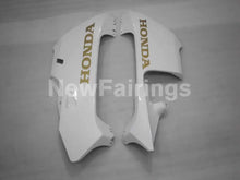 Cargar imagen en el visor de la galería, Pearl White with gold decal Factory Style - CBR600RR 05-06