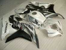 Cargar imagen en el visor de la galería, Pearl White and Silver Black Factory Style - CBR600RR 07-08