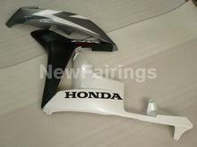 Cargar imagen en el visor de la galería, Pearl White and Silver Black Factory Style - CBR600RR 07-08