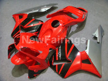 Cargar imagen en el visor de la galería, Red and Silver Black Factory Style - CBR600RR 03-04 Fairing