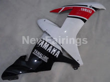 Cargar imagen en el visor de la galería, Red and White Black Factory Style - YZF-R1 02-03 Fairing