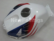 Cargar imagen en el visor de la galería, Red Blue and White HRC - CBR600RR 03-04 Fairing Kit -