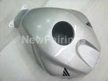 Cargar imagen en el visor de la galería, Silver and Black Factory Style - CBR600RR 05-06 Fairing Kit