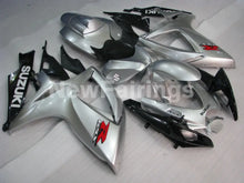 Cargar imagen en el visor de la galería, Silver and Black Factory Style - GSX-R750 06-07 Fairing Kit