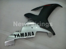 Cargar imagen en el visor de la galería, Silver and Matte Black Factory Style - YZF-R1 02-03 Fairing