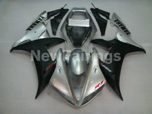 Cargar imagen en el visor de la galería, Silver and Matte Black Factory Style - YZF-R1 02-03 Fairing