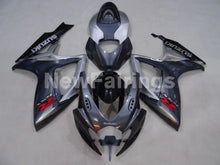 Cargar imagen en el visor de la galería, Silver Grey and Black Factory Style - GSX-R600 06-07