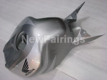 Cargar imagen en el visor de la galería, Silver Grey and Black Factory Style - CBR1000RR 04-05