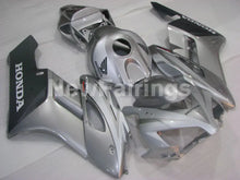 Cargar imagen en el visor de la galería, Silver Grey and Black Factory Style - CBR1000RR 04-05