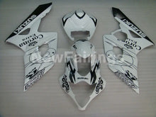 Cargar imagen en el visor de la galería, White and Black Corona - GSX - R1000 05 - 06 Fairing Kit