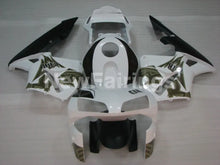 Cargar imagen en el visor de la galería, White and Black Factory Style - CBR600RR 03-04 Fairing Kit -