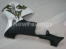 Cargar imagen en el visor de la galería, White and Black Factory Style - CBR600RR 03-04 Fairing Kit -