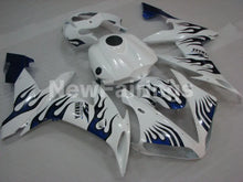 Cargar imagen en el visor de la galería, White and Blue Flame - YZF-R1 04-06 Fairing Kit - Vehicles
