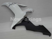 Cargar imagen en el visor de la galería, White and Red Matte Black Factory Style - YZF-R1 02-03