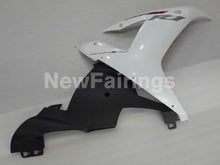 Cargar imagen en el visor de la galería, White and Red Matte Black Factory Style - YZF-R1 02-03