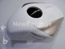 Cargar imagen en el visor de la galería, White and Silver Repsol - CBR600RR 03-04 Fairing Kit -