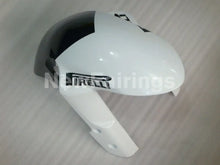 Cargar imagen en el visor de la galería, White Black Corona - GSX - R1000 07 - 08 Fairing Kit