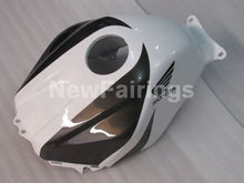 Cargar imagen en el visor de la galería, White and Black Factory Style - CBR600RR 05-06 Fairing Kit -