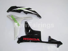 Cargar imagen en el visor de la galería, White and Green Black Factory Style - CBR600RR 07-08 Fairing