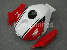 Cargar imagen en el visor de la galería, White and Red Black Lee - CBR600RR 05-06 Fairing Kit -